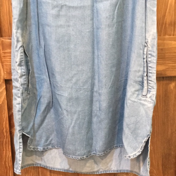 Sleeveless dress - Picture 3 of 4